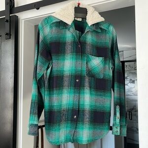 American Eagle Flannel Button Down Shirt